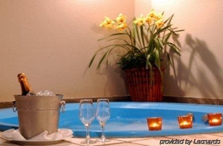 Max Savassi Service Apartahotel 4*